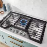 How to Choose the Right Size, Configuration, and Features for Your Narrow Gas Cooktop